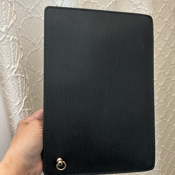 LOUIS VUITTON BLACK EPI LEATHER CLUTCH CONVERSION TO CROSS BODY BAG - Picture 17 of 17